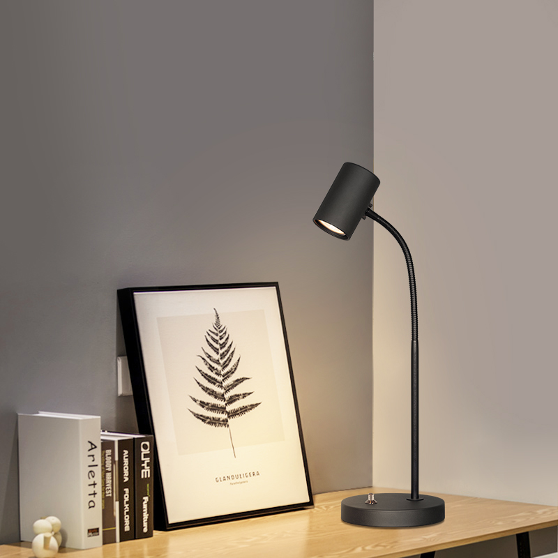 Spot de bureau élégant avec bras réglable et lampe GU10 à intensité variable